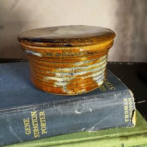Handmade Studio Pottery Vessel w/ Lid – Signed